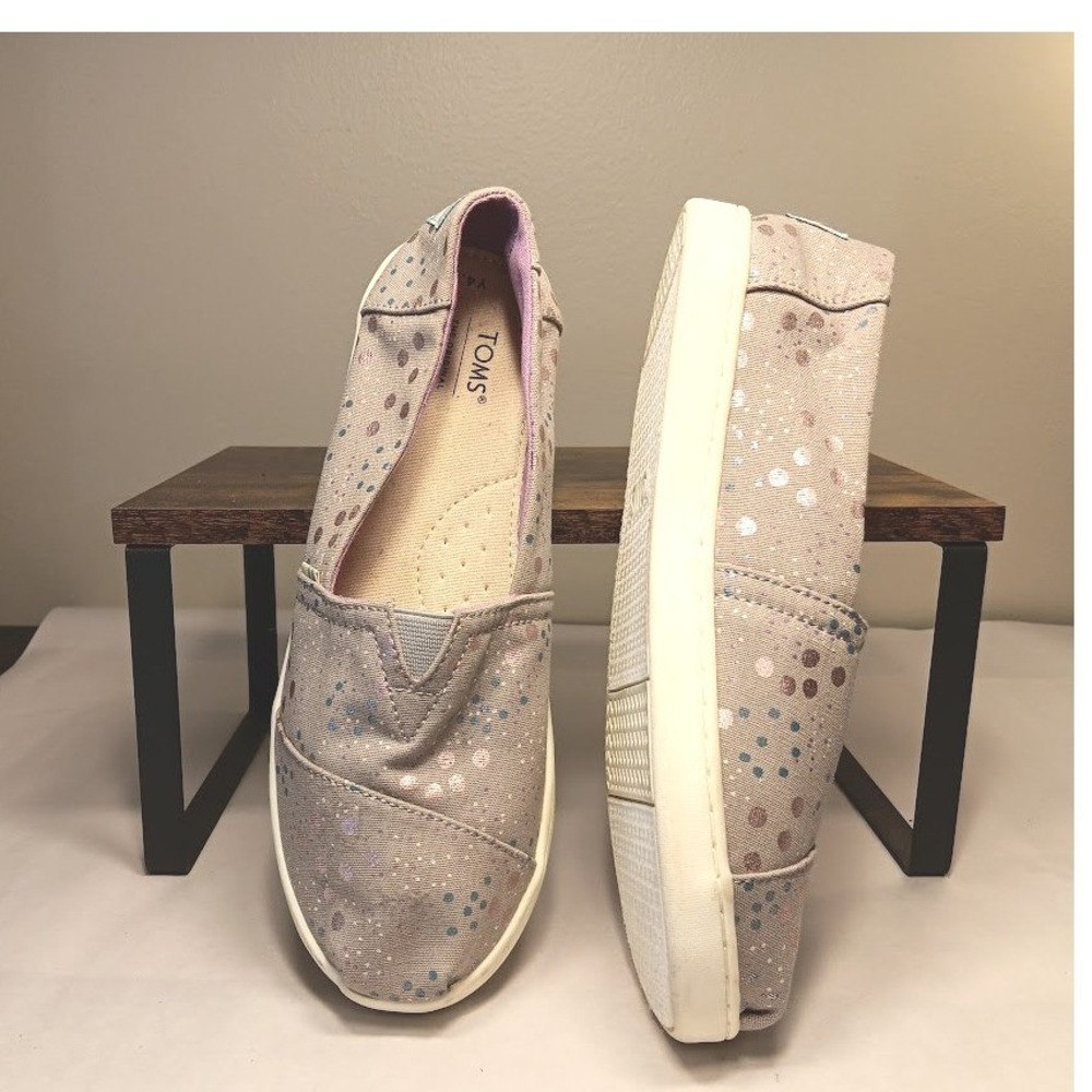 TOMS Alpargata Slip On Youth Size 4.5 Grey Metallic Polka Dot Excellent Canvas
